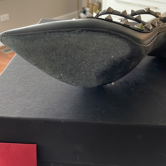 Valentino Rockstud Pumps, Black, 38 - Picture 5 of 7